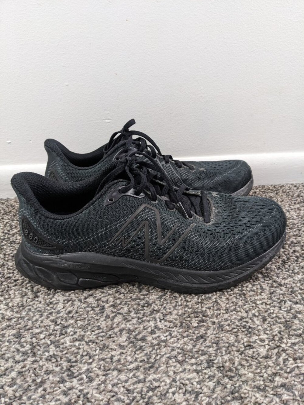 New Balance Fresh Foam 860 Shoes Mens 10.5 2E Triple Black Running Comfort